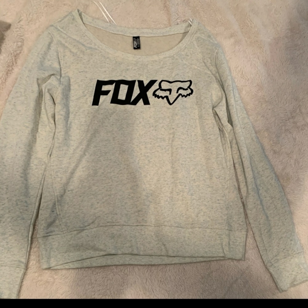 FOX Sweater NWOT